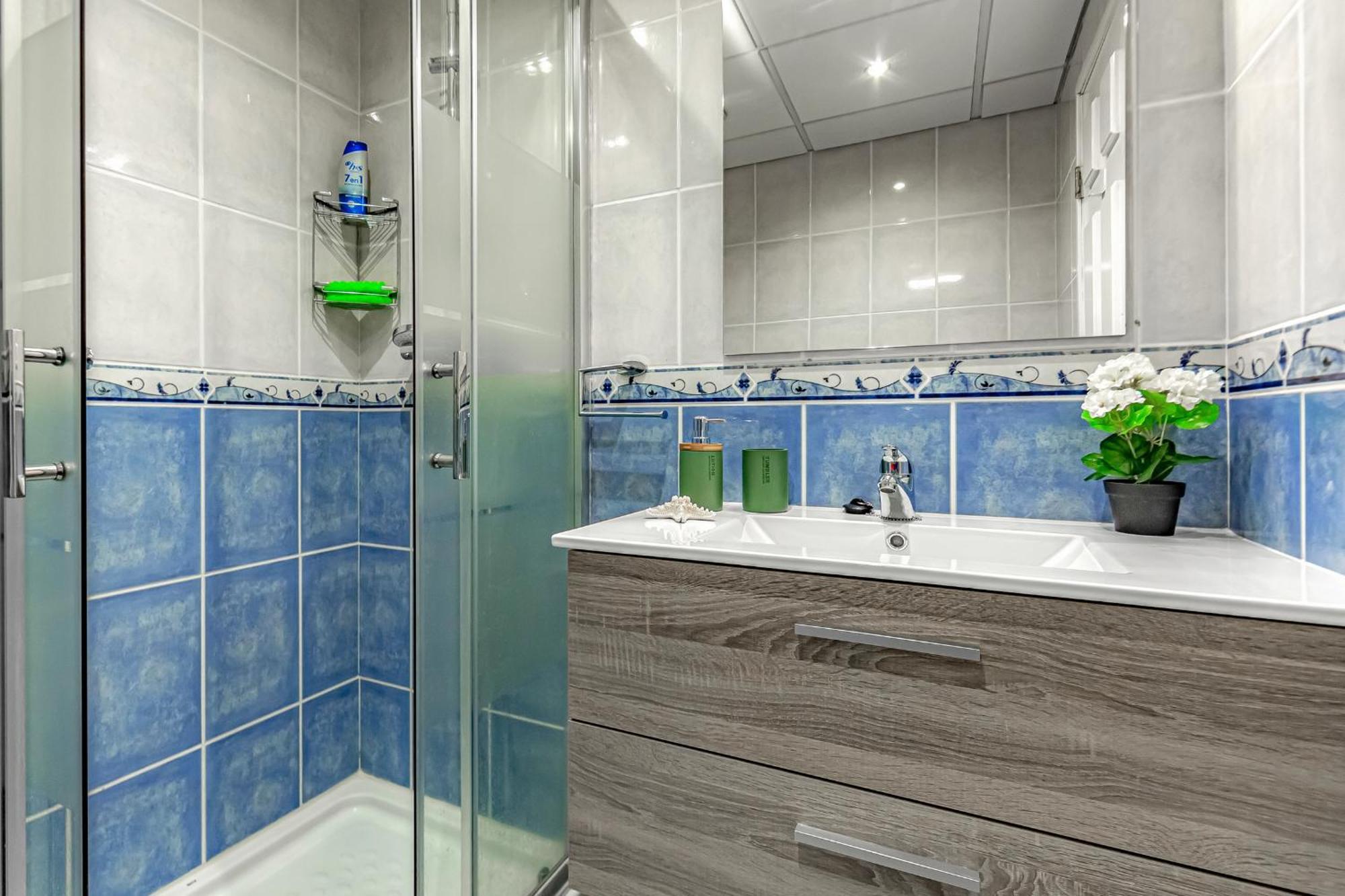 Ocean Terrace Apartment *